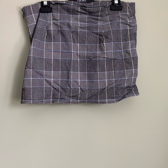 Plaid garage skirt - Picture 3 of 3